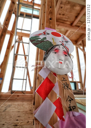 新築住宅の上棟後の様子 123131552