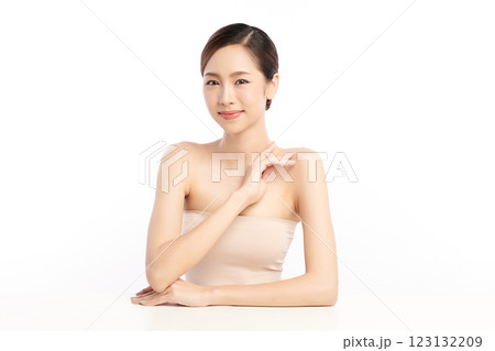 Beautiful young asian woman with clean fresh skin on white background, Face care, Facial treatment, Cosmetology, beauty and spa, Asian women portrait. Beautiful young asian woman with clean fresh skin on white background, Face care, Facial treatment, Cosmetology, beauty and spa, Asian women portrait. 123132209