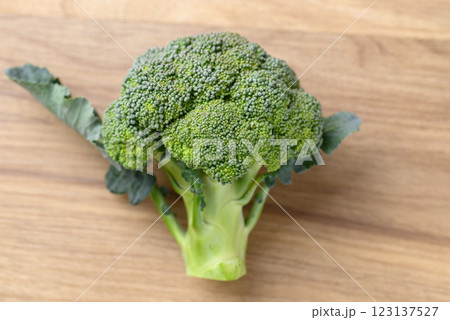 Organic raw broccoli on wooden background, Fresh vegetables, Healthy food ingredient 123137527