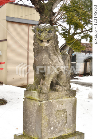 冬の北海道江差町で水堀稲荷神社境内の風景を撮影 冬の北海道江差町で水堀稲荷神社境内の風景を撮影 123145053