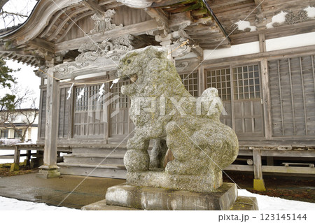 冬の北海道江差町で豊丘大神境内の風景を撮影 冬の北海道江差町で豊丘大神境内の風景を撮影 123145144
