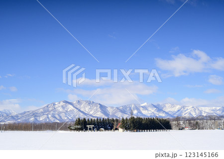 日高山脈と青空 日高山脈と青空 123145166