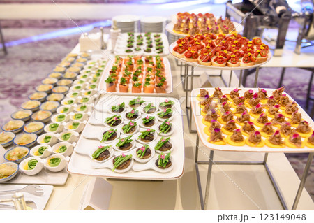 buffet  for  break 123149048
