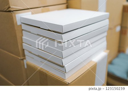 メール便サイズダンボール箱 123150239