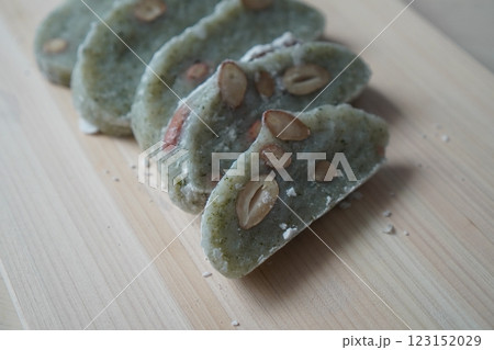 豆餅 123152029