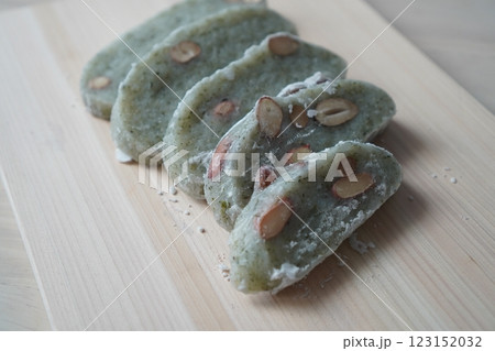 豆餅 123152032