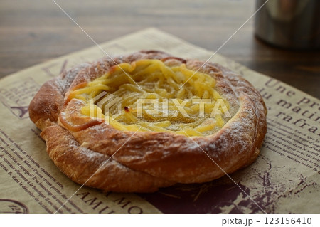 うずまきマロンデニッシュ 123156410