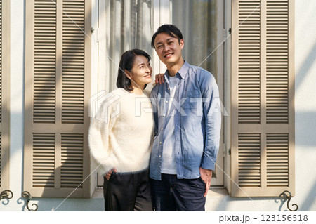 夫婦 ポートレート 夫婦 ポートレート 123156518