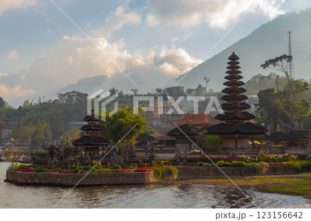 The beauty of Ulun Danu Bratan Temple is located on the shores of Lake Bratan in Bedugul, Tabanan, in the east of Bali, Indonesia The beauty of Ulun Danu Bratan Temple is located on the shores of Lake Bratan in Bedugul, Tabanan, in the east of Bali, Indonesia 123156642