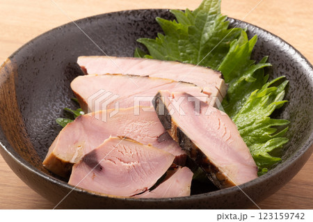 かつお　焼きなまり節 123159742