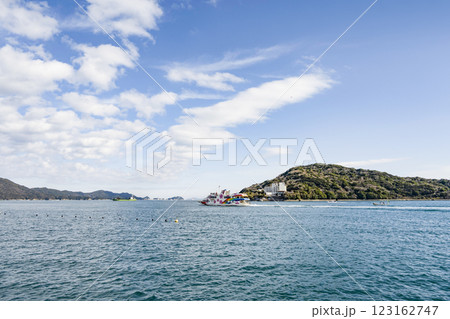 鳥羽湾めぐり遊覧船 123162747