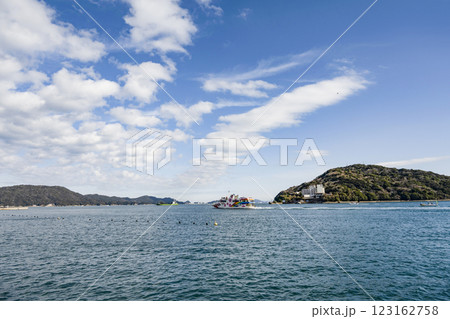 鳥羽湾めぐり遊覧船 鳥羽湾めぐり遊覧船 123162758