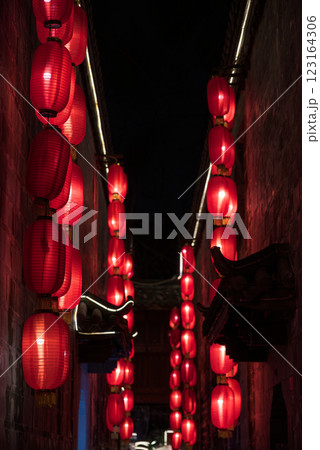 Red Traditional Chinese Lanterns at Night Red Traditional Chinese Lanterns at Night 123164306