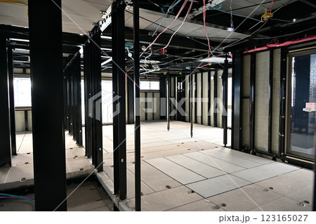 新築アパートの建設 123165027