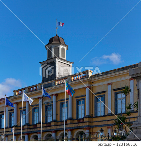 Clock tower of the Town Hall of Saint-Denis de la Reunion 123166316