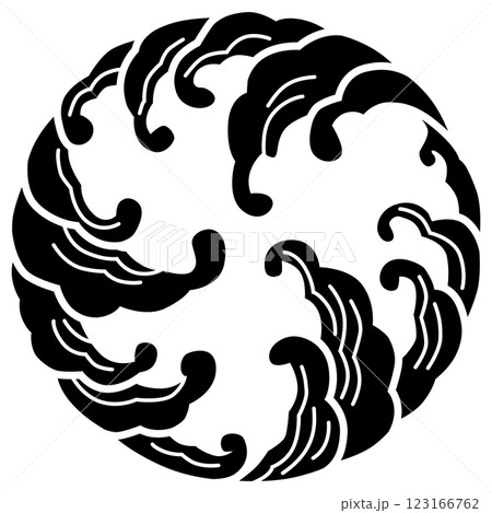 家紋です。三つ浪丸と言います。 123166762