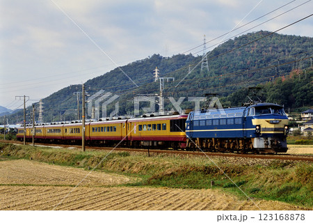 2006年　山陽本線を走るEF6649お座敷列車浪漫 123168878
