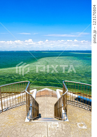 明治百年記念展望塔から見る東京湾と横浜の風景 明治百年記念展望塔から見る東京湾と横浜の風景 123170804