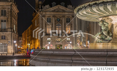 Place de la Bourse and the fountains at night timelapse in Bordeaux, France. 123172935