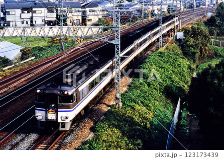 2006年　東海道線を走るキハ181系特急はまかぜ6両 123173439
