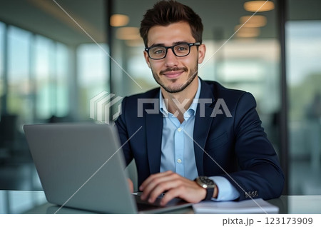 Successful Modern Tech Executive Portrait in...のイラスト素材 [123173909] - PIXTA