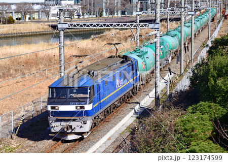 東海道本線 貨物支線 東高島-桜木町 JR貨物 EF210-347(新鶴見) 東海道本線 貨物支線 東高島-桜木町 JR貨物 EF210-347(新鶴見) 123174599