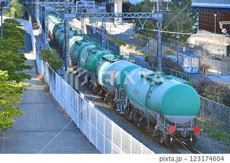 東海道本線　貨物支線　東高島－桜木町　JR貨物　タキ1000-188 123174604