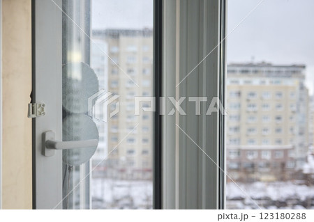 Introducing an Innovative Window Cleaning Gadget Designed Specifically for Urban Living Spaces 123180288