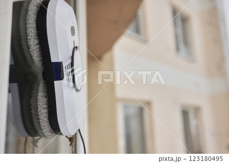 Introducing an Innovative Window Cleaning Gadget Designed Specifically for Urban Living Spaces 123180495