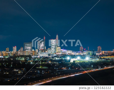 空撮「埼玉県」さいたま新都心の夜景　さいたま市 123182222