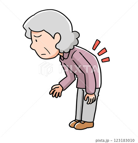 腰が曲がっている高齢女性 腰が曲がっている高齢女性 123183010