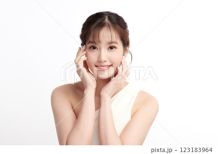 Beautiful young asian woman with clean fresh skin on white background, Face care, Facial treatment, Cosmetology, beauty and spa, Asian women portrait. 123183964
