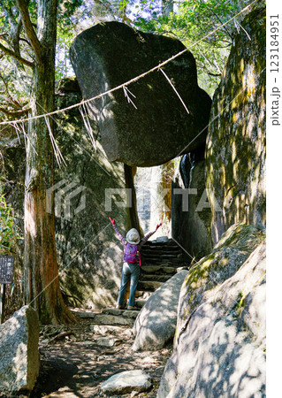 弁慶七戻り（縦）、登山道 123184951