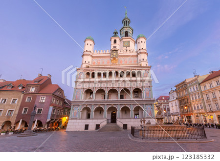 Poznan Town Hall at dawn, Poznan, Poland Poznan Town Hall at dawn, Poznan, Poland 123185332