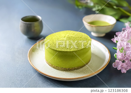 抹茶ケーキのイメージ素材 123186308