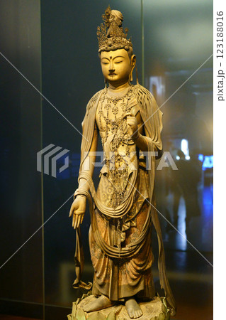 7593　帝釈天立像 123188016