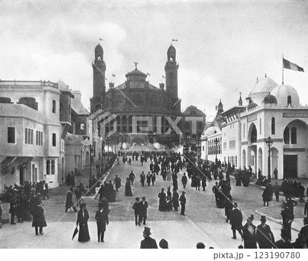 1900年　パリ万博　開会日　トロカデロ宮殿 123190780