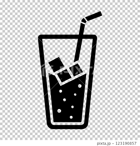 黑色輪廓象形文字插圖，描繪的是冰鎮飲料加冰和吸管，在透明背景上切出 123190857