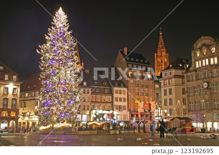 ストラスブールのクリスマスマーケット 123192695