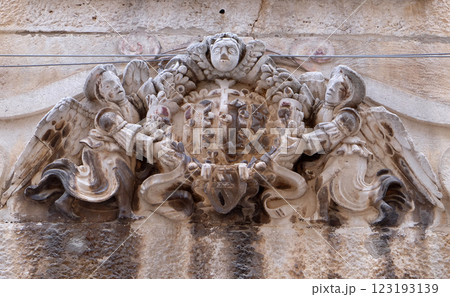 Angels on house facade in Dubrovnik, Croatia Angels on house facade in Dubrovnik, Croatia 123193139