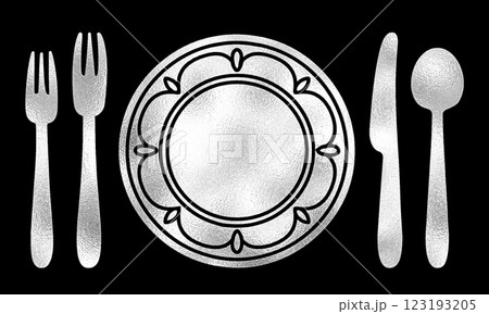 皿とカトラリーのフレンチコースのテーブルセッティングのシルバーのシルエットイラスト　黒背景の切り抜き 123193205