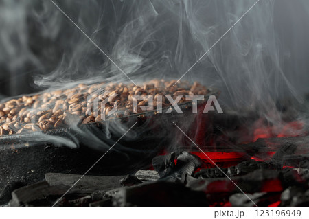 Roasting coffee beans. 123196949