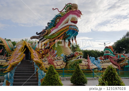 スイティエン公園のオブジェ 123197028