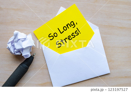 So Long Stress text on yellow paper in an envelope. Resignation concept. 123197527