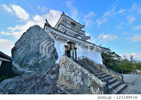 豊後 杵築城 模擬天守と武家屋敷 123199416