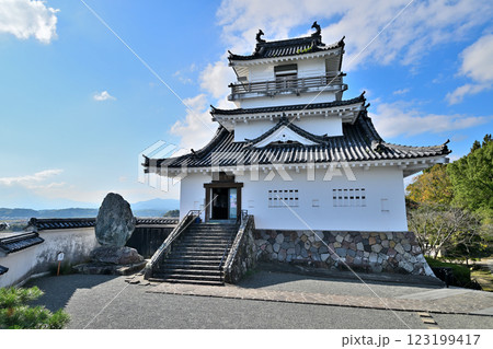 豊後 杵築城 模擬天守と武家屋敷 123199417