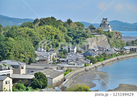 豊後 杵築城 模擬天守と武家屋敷 123199429