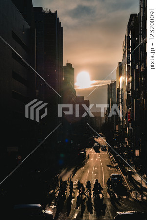 センダイヘンジ 都会のビルのある風景 センダイヘンジ 都会のビルのある風景 123200091