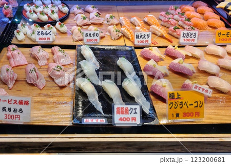 【山口県】唐戸市場のお寿司バイキング 123200681