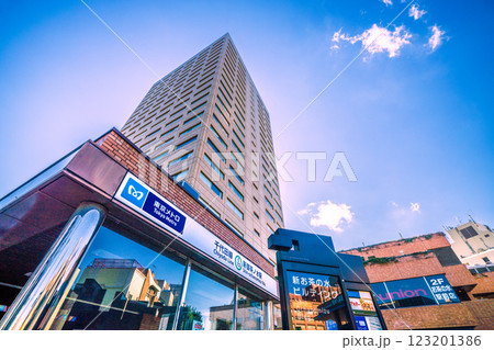 日本の東京都市景観 新御茶ノ水駅などを望む。新時代へ＝10日 123201386